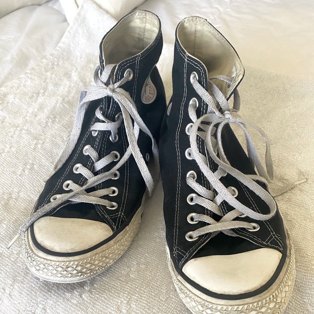 Converse high top black size 9 men